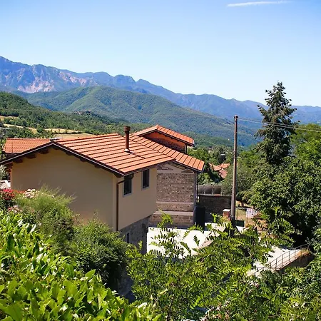 Ca' De Riccio Apartamento Regnano (Massa-Carrara)